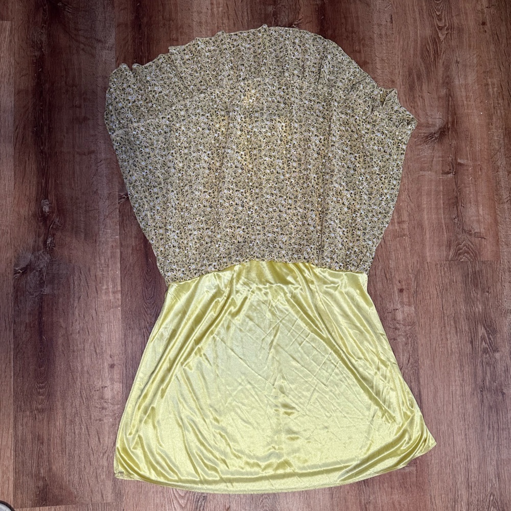 Yellow Floral Dress - Picture 10 of 12